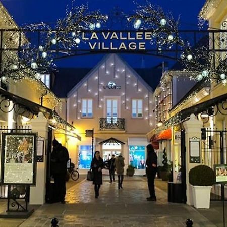 Appartement Duplex Proche Disney Et Paris Vaires-sur-Marne エクステリア 写真